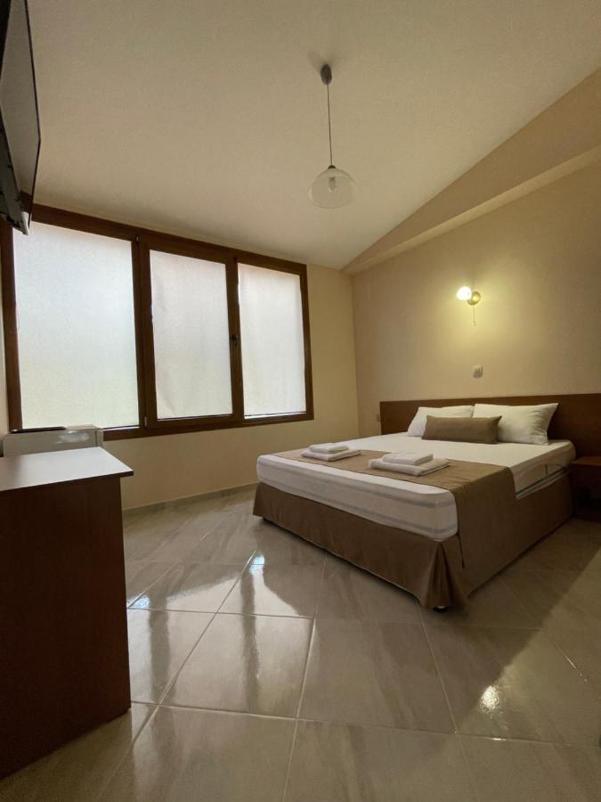 Helios Hotel 스타브로스 외부 사진